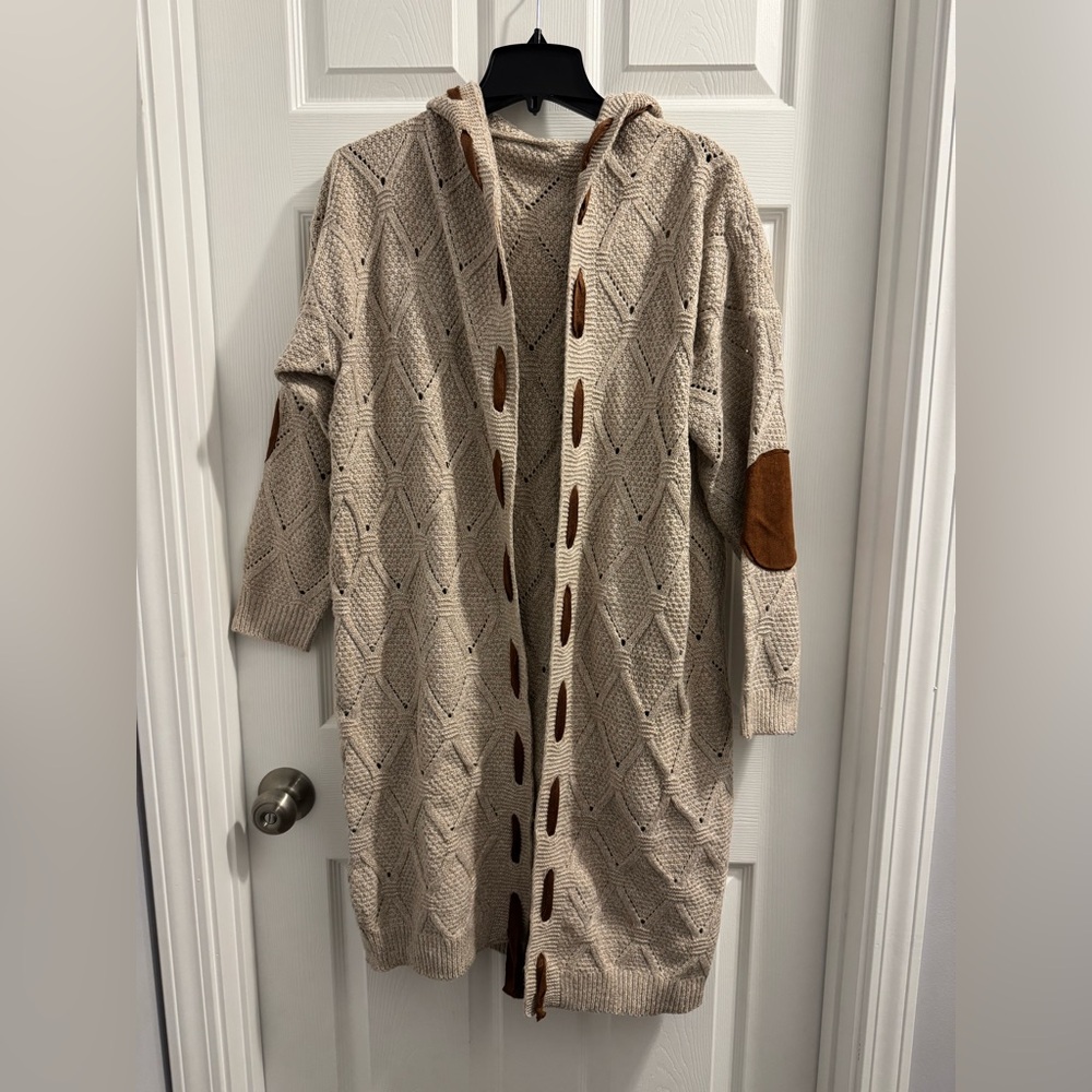 Cozy Cream Knit Cardigan with Brown Accents
